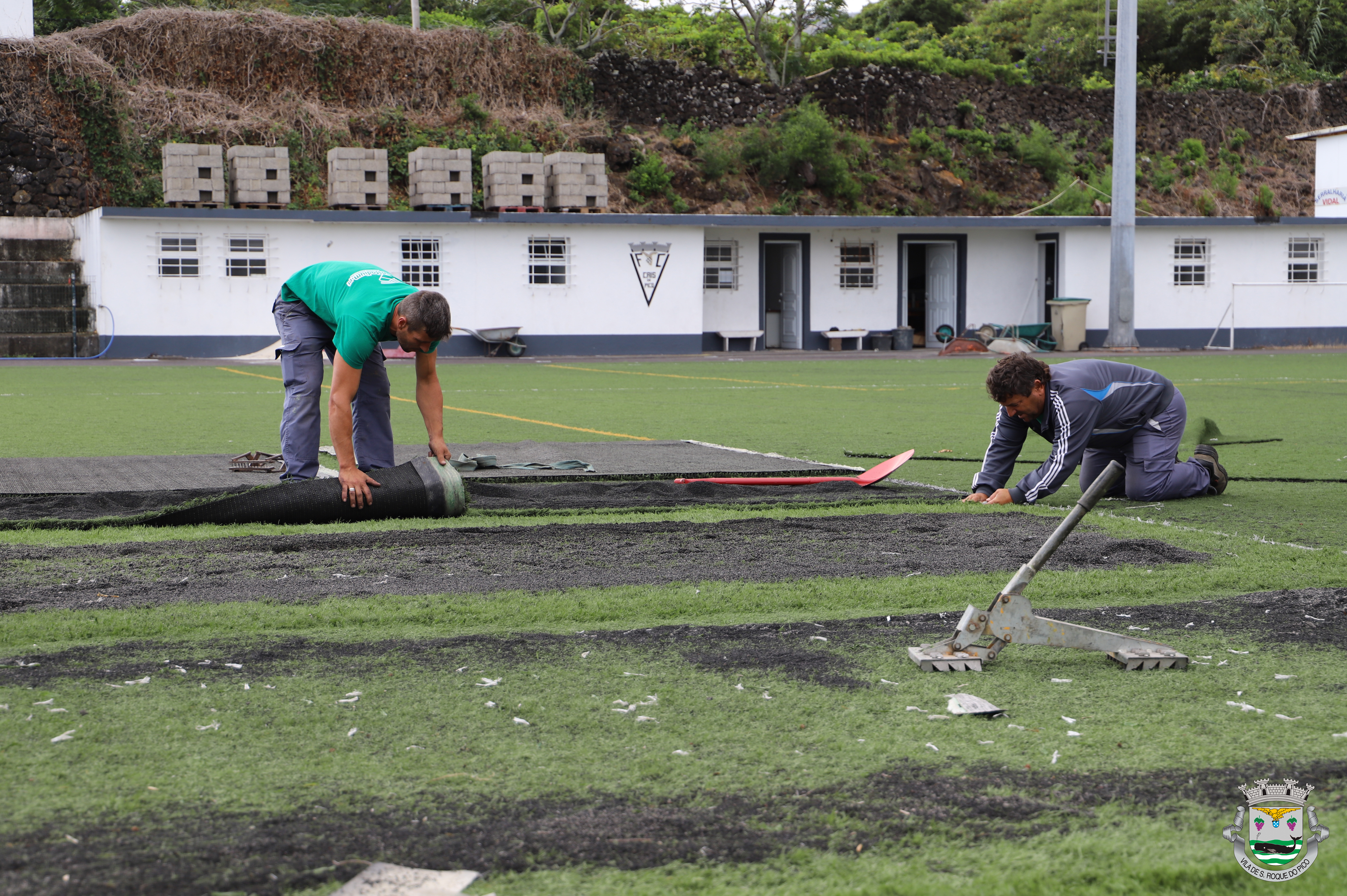 Câmara de São Roque colabora na melhoria do Campo de Jogos do Vitória Futebol Clube