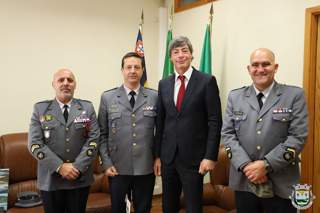 Luis Filipe Silva recebeu Comandante do regimento de Guarnição dos Açores