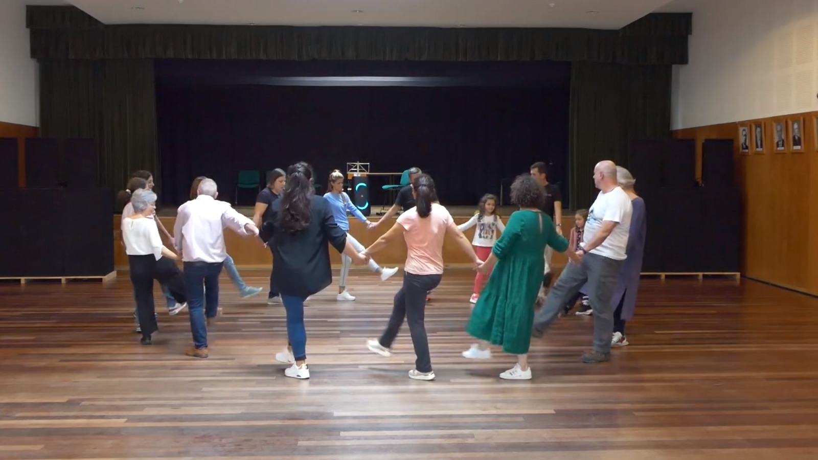 Workshop de Danças Tradicionais pelo Mundo