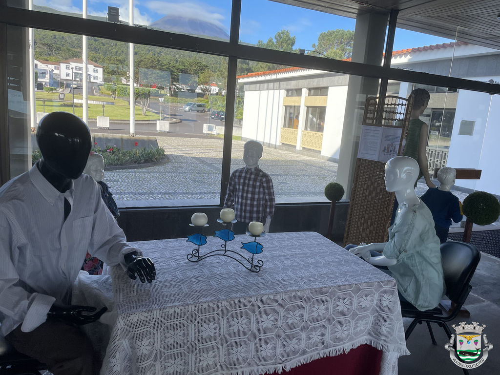 Dia Internacional da Família assinalado com exposição na Câmara de São roque do Pico