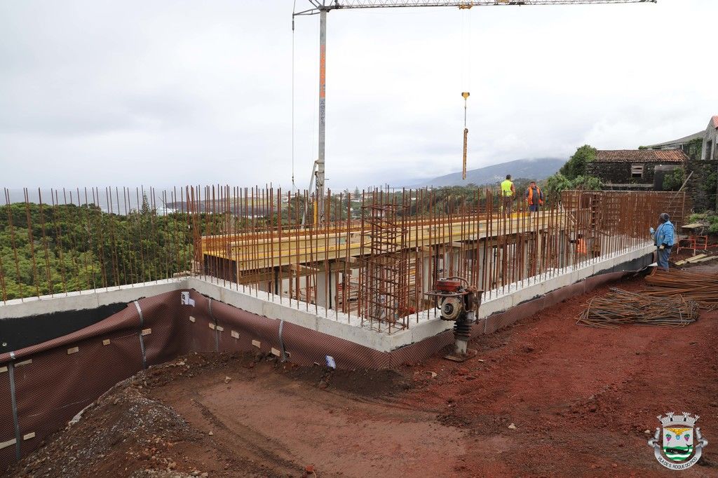 OBRA DE REQUALIFICAÇÃO DO LARGO DA IGREJA DE SANTO ANTÓNIO