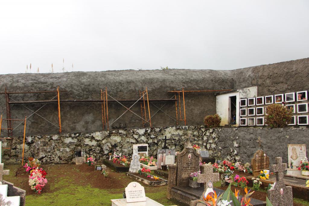 Requalificação do cemitério Municipal de São Roque do Pico 
