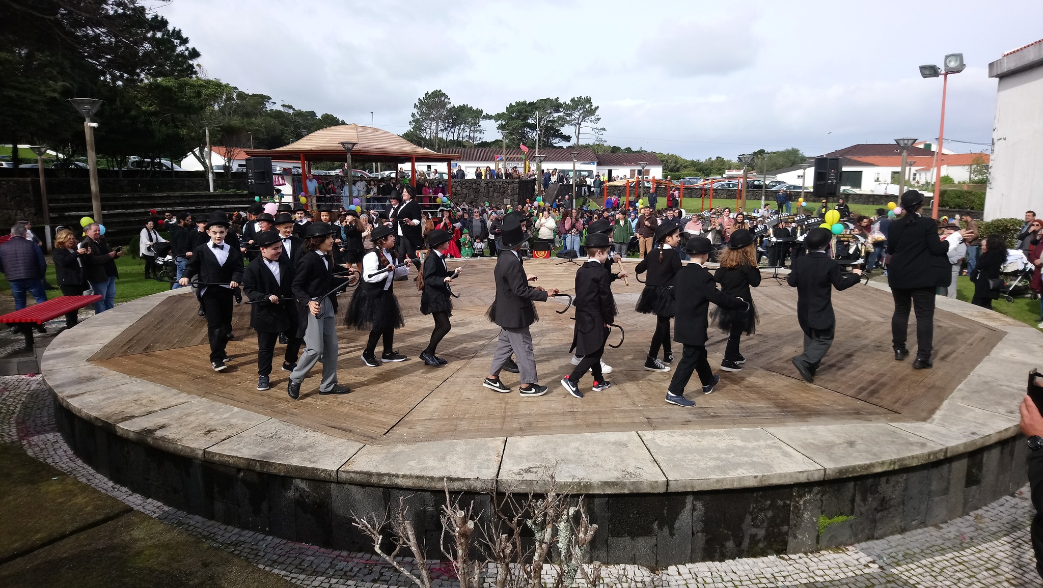 Desfile de Carnaval em São Roque do Pico