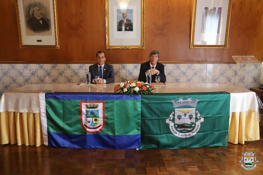 Câmara Municipal de São Roque do Pico estabelece geminação com Município de General Câmara