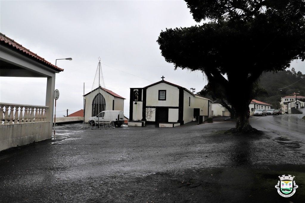 Câmara apoia construção de sanitários em São Miguel Arcanjo