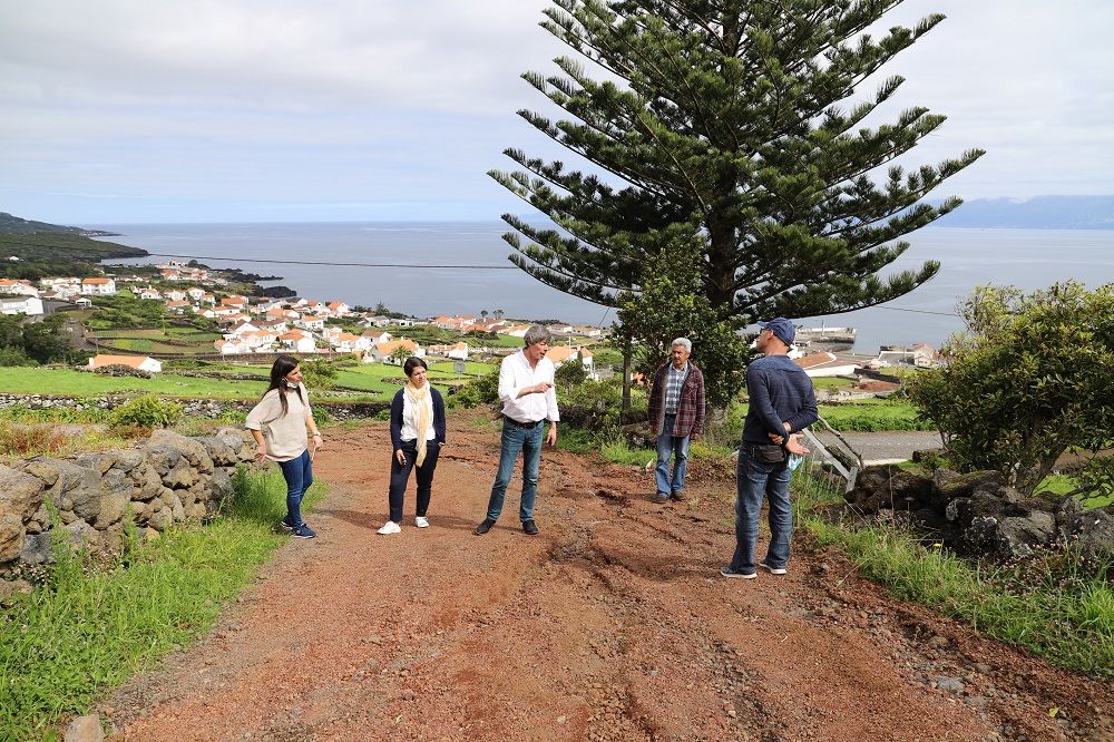 EXECUTIVO MUNICIPAL VISITA FREGUESIA DE SANTO AMARO