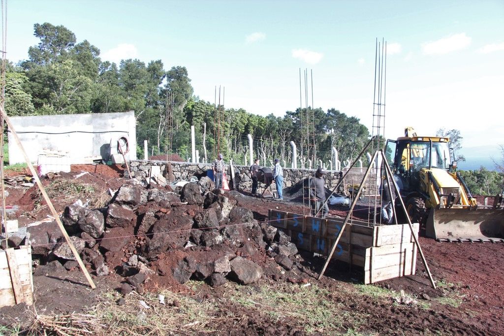 Gabinete Veterinário em construção no Canil Municipal